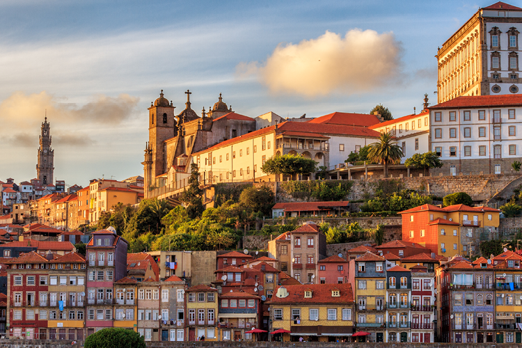 Porto's city seen from the river during sunset